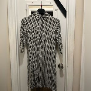 Sophia Max dress that has thin string belt around the waist.